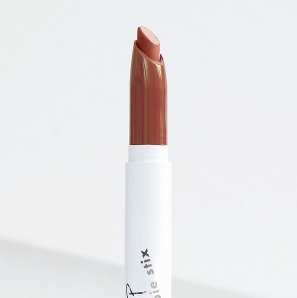 𝅺5 for $25 - Lippie stix - Can't wait - Picture 1 of 5